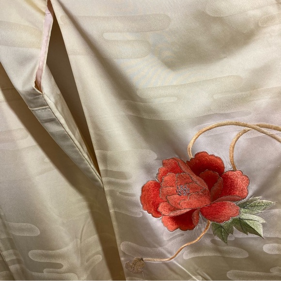 Vintage Embroidered Silk Kimono Robe - Picture 9 of 13